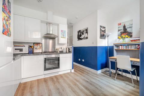 1 bedroom flat for sale, Cavendish Mansions, Clerkenwell Road, Camden, London,, EC1R