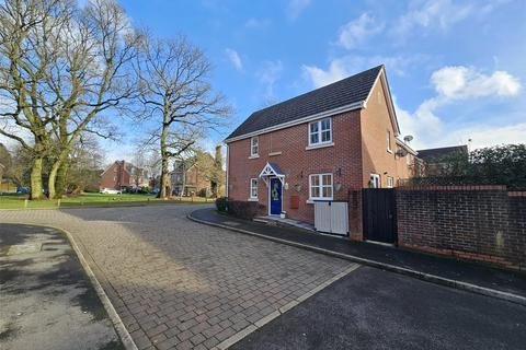 3 bedroom detached house for sale, Pheasant Close, Four Marks, Alton, GU34