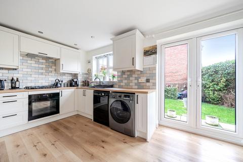 3 bedroom detached house for sale, Pheasant Close, Four Marks, Alton, GU34