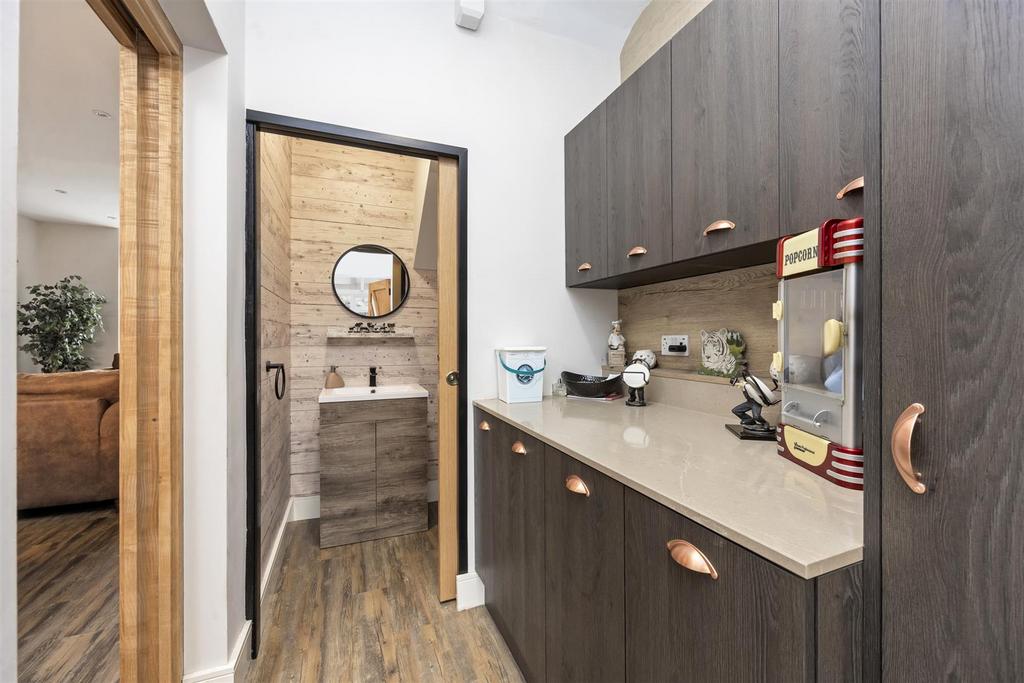 Littlehampton Road, Downsview-038.jpg
