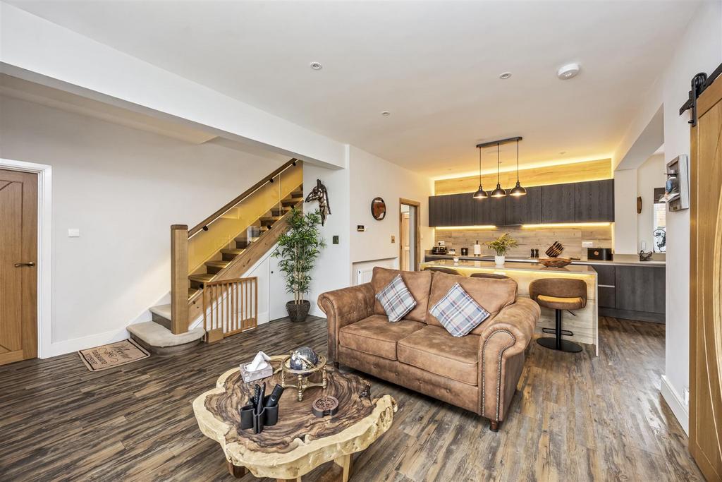 Littlehampton Road, Downsview-017.JPG