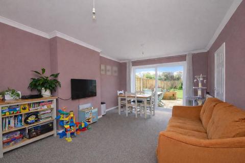 3 bedroom end of terrace house for sale, LARGE REAR GARDEN * SHANKLIN