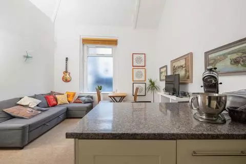 1 bedroom maisonette for sale - View 4
