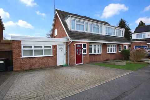 3 bedroom semi-detached house for sale, Leyhill Drive, Luton, Bedfordshire, LU1
