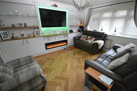 3 bedroom semi-detached house for sale, Leyhill Drive, Luton, Bedfordshire, LU1