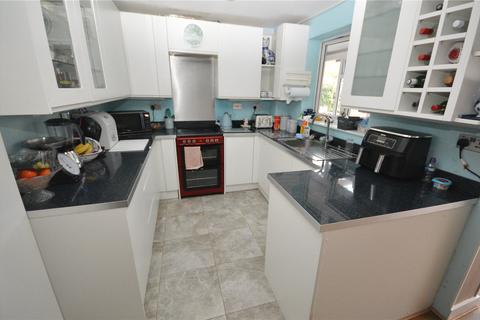 3 bedroom semi-detached house for sale, Leyhill Drive, Luton, Bedfordshire, LU1