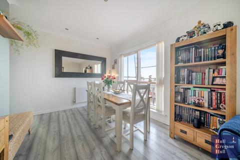 2 bedroom flat for sale, Bower Court, Grangecroft Road, Portland