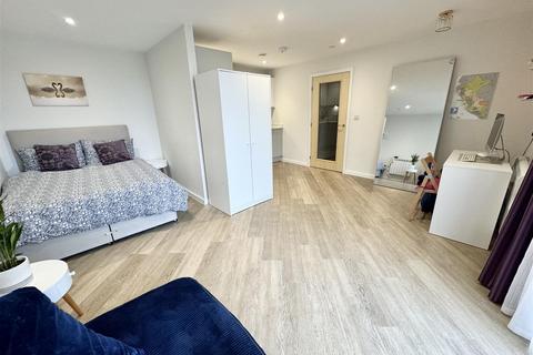 undefined, Wimborne Road, Poole BH15