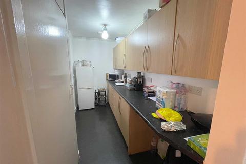 1 bedroom apartment to rent, Lady Margaret Road, Southall