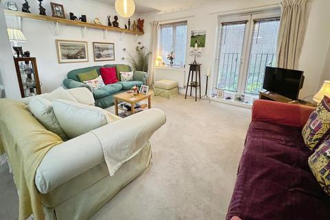 3 bedroom terraced house for sale, Oswell Road, Shrewsbury