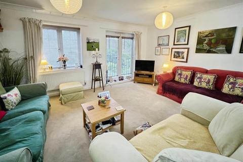 3 bedroom terraced house for sale, Oswell Road, Shrewsbury