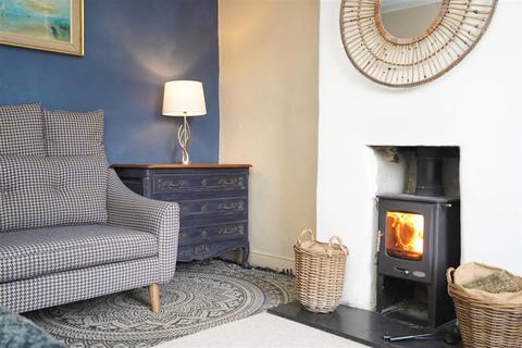 2 bedroom detached house for sale, North Street, Northam
