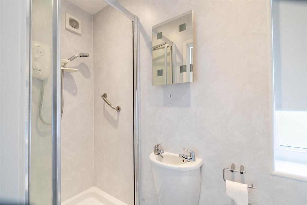 En suite shower room