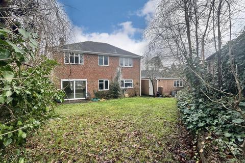 undefined, Jennys Walk, Yateley GU46