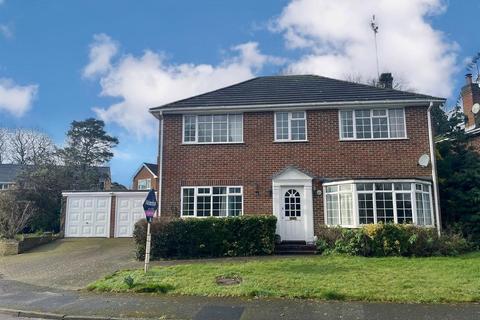 4 bedroom detached house for sale, Jennys Walk, Yateley GU46