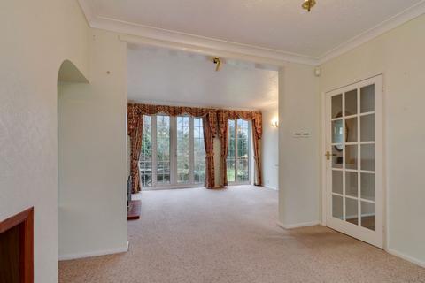 3 bedroom semi-detached house for sale, Melbury Close, Claygate, KT10