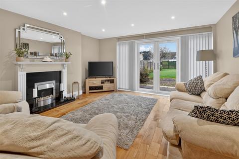 3 bedroom semi-detached house for sale, Moorcroft road