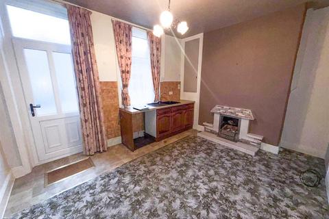 2 bedroom terraced house for sale, Bolton Road, Silsden