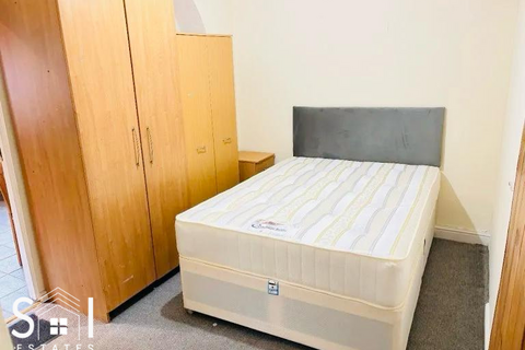 1 bedroom flat to rent, Westbury Avenue, Southall, UB1 2UY
