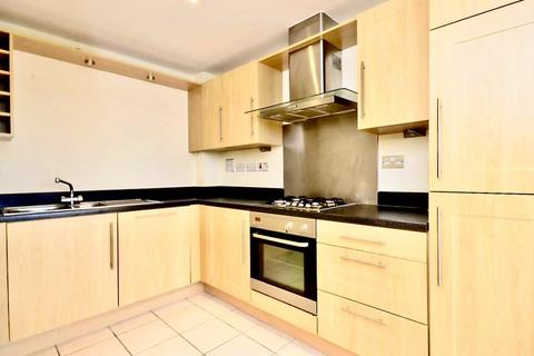 1 bedroom flat for sale, Scott Avenue, London