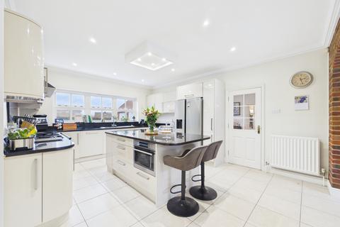 5 bedroom detached house for sale, Monks Risborough, Princes Risborough HP27