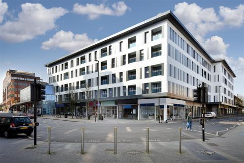 2 bedroom apartment to rent, High Street, Redhill