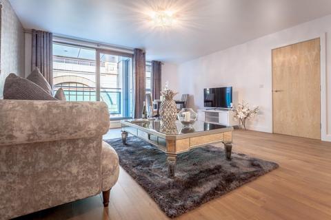 2 bedroom apartment to rent, High Street, Redhill
