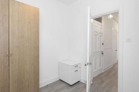 1 bedroom ground floor flat for sale, 142 St Stephen Street