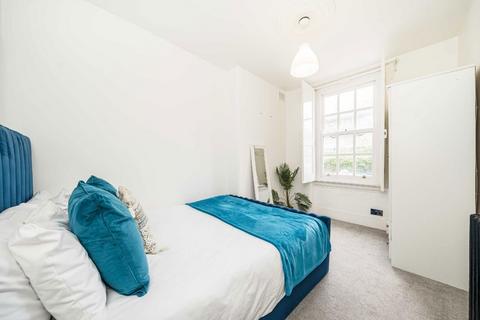 2 bedroom flat for sale, Marshalsea Road, London SE1