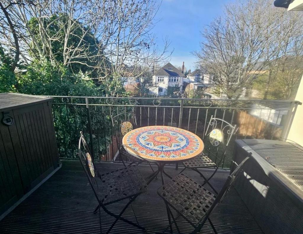 Balcony.png
