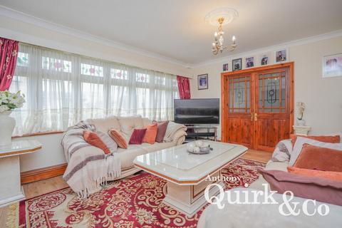 5 bedroom detached house for sale, Van Diemens Pass, Canvey Island, SS8