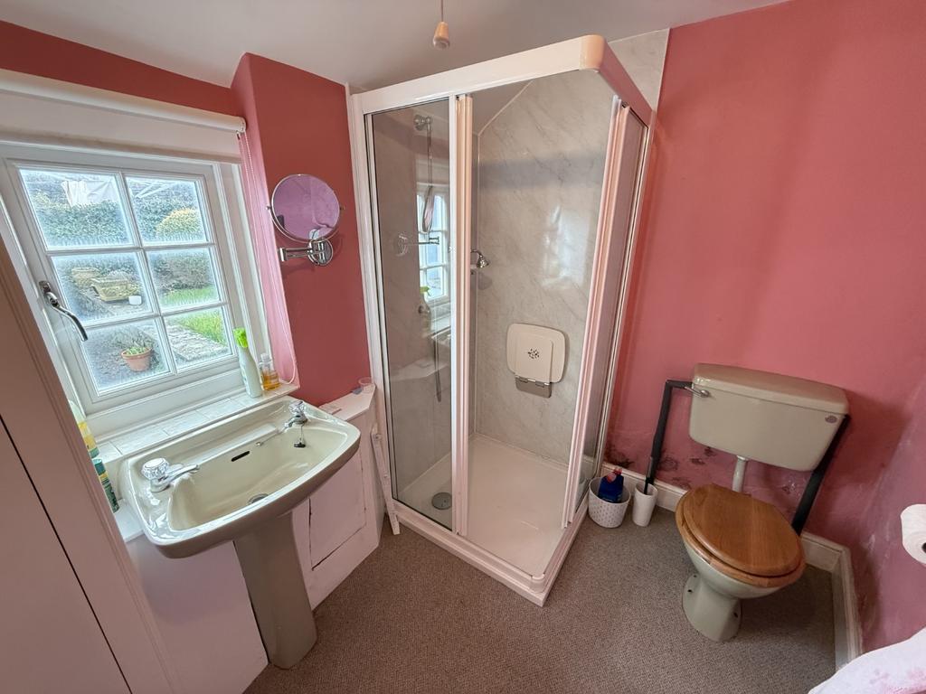 Ground Floor Shower Room