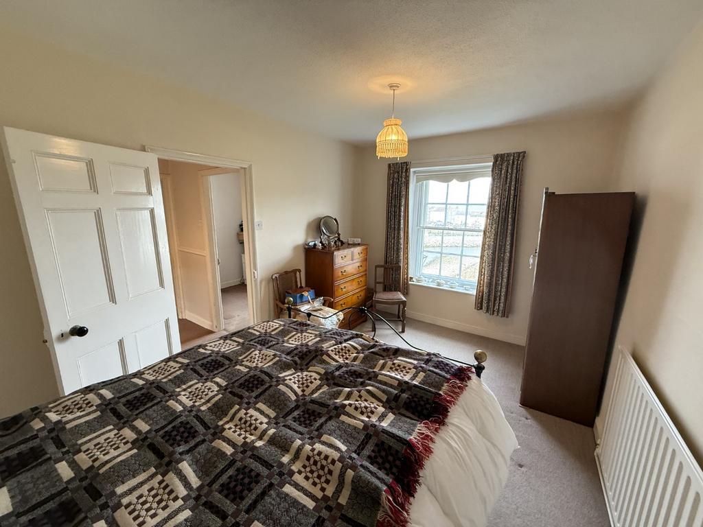 Front Bedroom 3