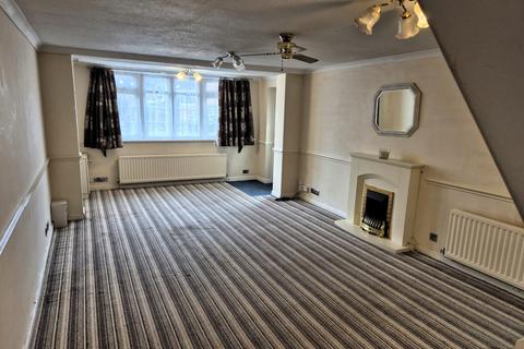 2 bedroom semi-detached house for sale, Snellgrove Close, Totton SO40