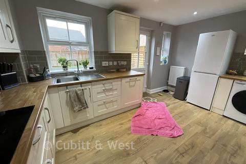 undefined, Phillips Close, Crawley RH10
