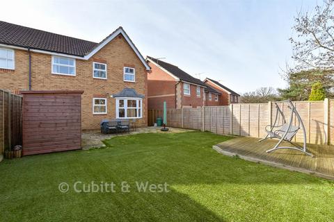 undefined, Phillips Close, Crawley RH10