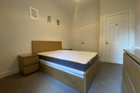 undefined, Caledonian Crescent, ,