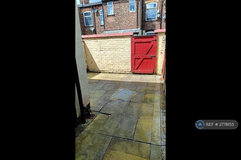 Rear Enclosed Yard