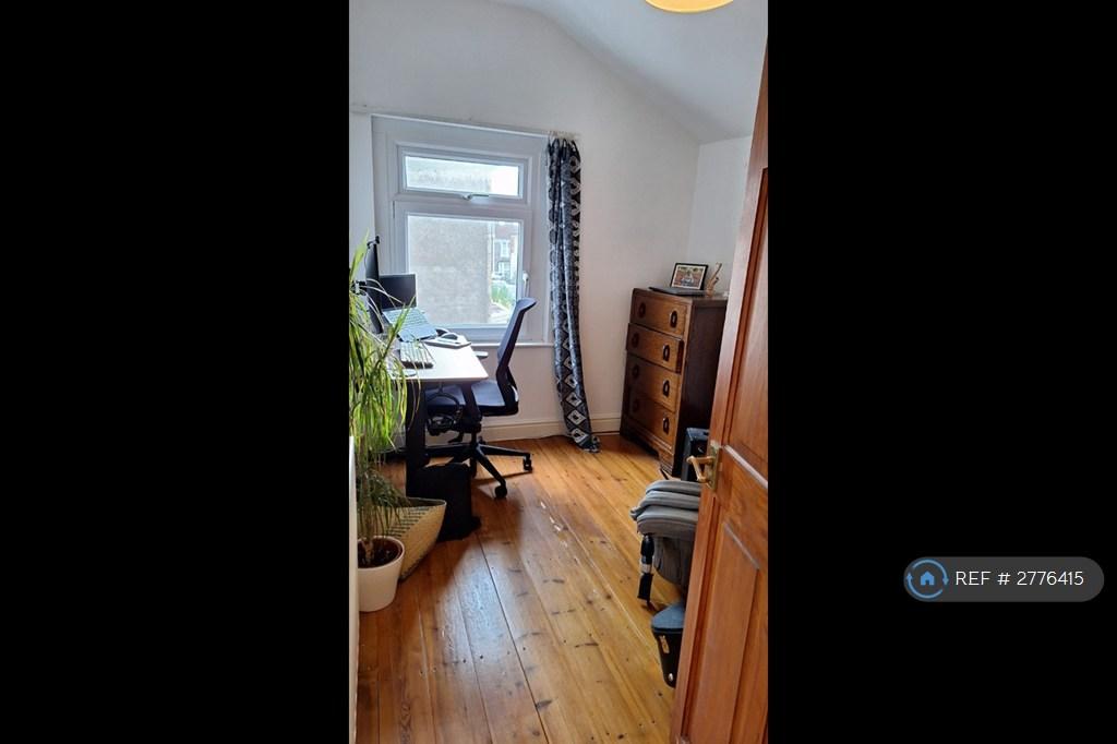Single Bedroom