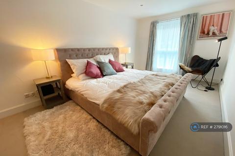 undefined, Vauxhall Bridge Road, London, SW1V