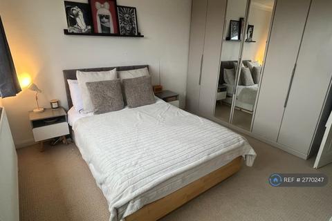 undefined, Durham Avenue, Woodford Green, IG8