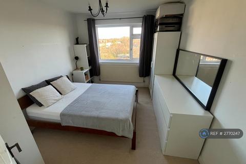 undefined, Durham Avenue, Woodford Green, IG8
