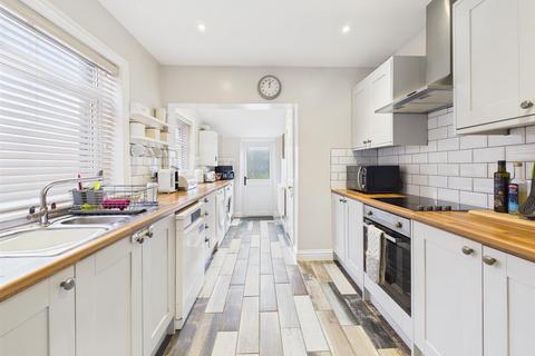 2 bedroom end of terrace house for sale, Seymour Road, Linden, Gloucester