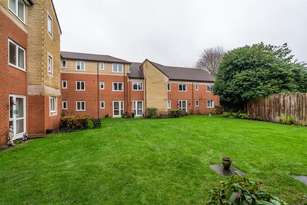 Flat 29 Barons Court 11.jpg