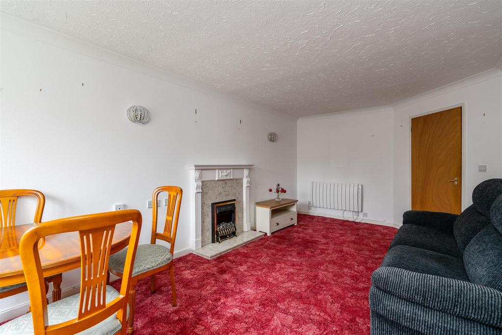 Flat 29 Barons Court 3.jpg