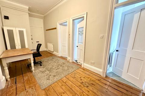 2 bedroom flat to rent, Cartvale Road, Langside, Glasgow, G42