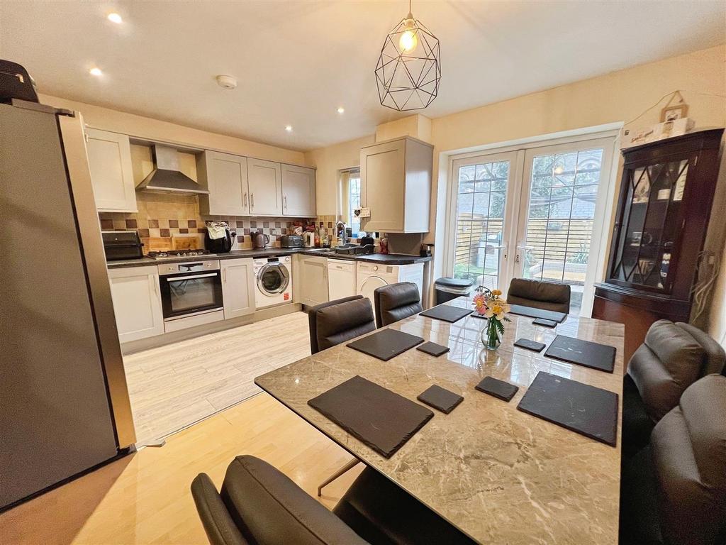 Dining Kitchen