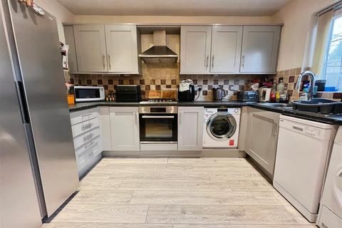 undefined, Vicarage Mews, Bradford BD2