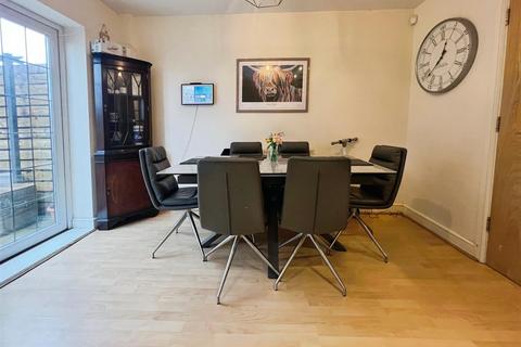 undefined, Vicarage Mews, Bradford BD2