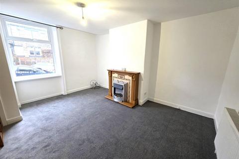2 bedroom terraced house to rent, Calverley